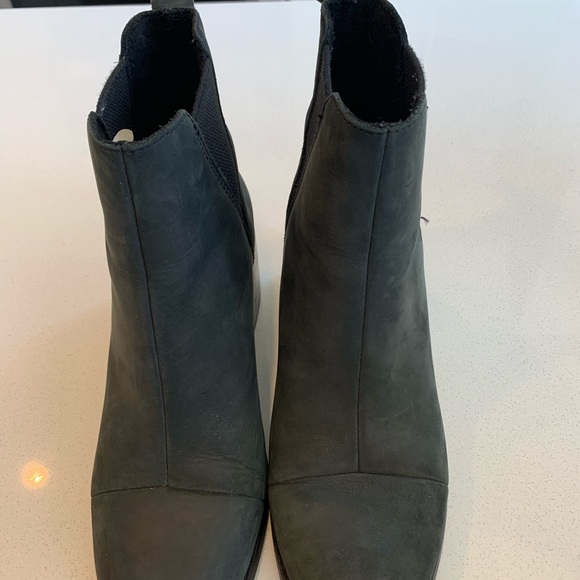 Booties - Picture 4 of 7